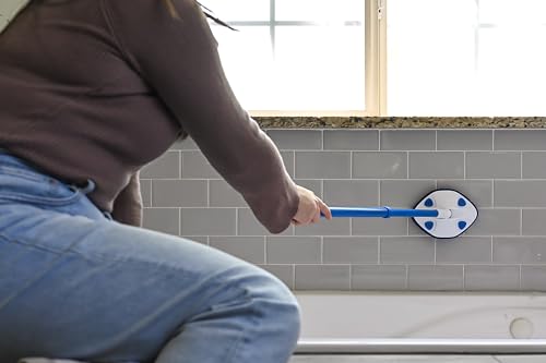 Clorox Extendable Tub & Tile Scrubber – Heavy Duty Brush with Pivoting Head, Replaceable Pad, Works with Clorox Wipes for Easy Bathroom Cleaning, Blue