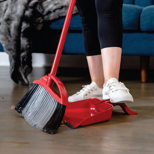 O-Cedar Pet Pro Broom with Step-On Dustpan | Remove 99% with One Sweep | Removes 3 Times More Pet Hair | Quiet Cleaning Tool for Cat and Dog Owners