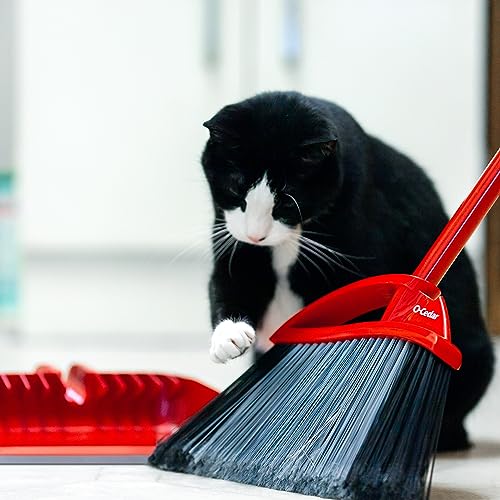 O-Cedar Pet Pro Broom with Step-On Dustpan | Remove 99% with One Sweep | Removes 3 Times More Pet Hair | Quiet Cleaning Tool for Cat and Dog Owners